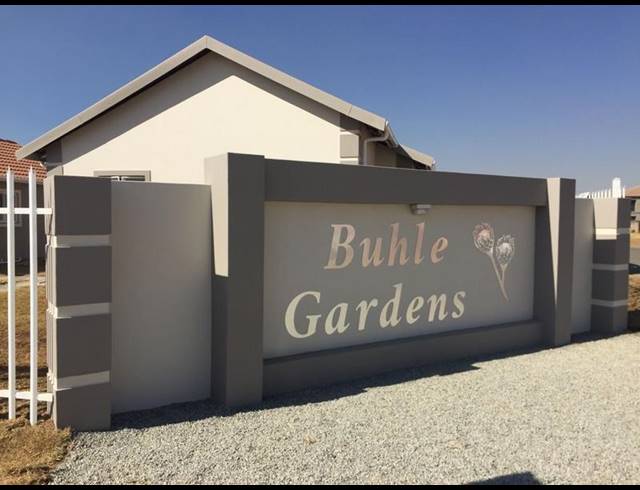 2 BEDROOM HOUSE FOR SALE IN BUHLE PARK